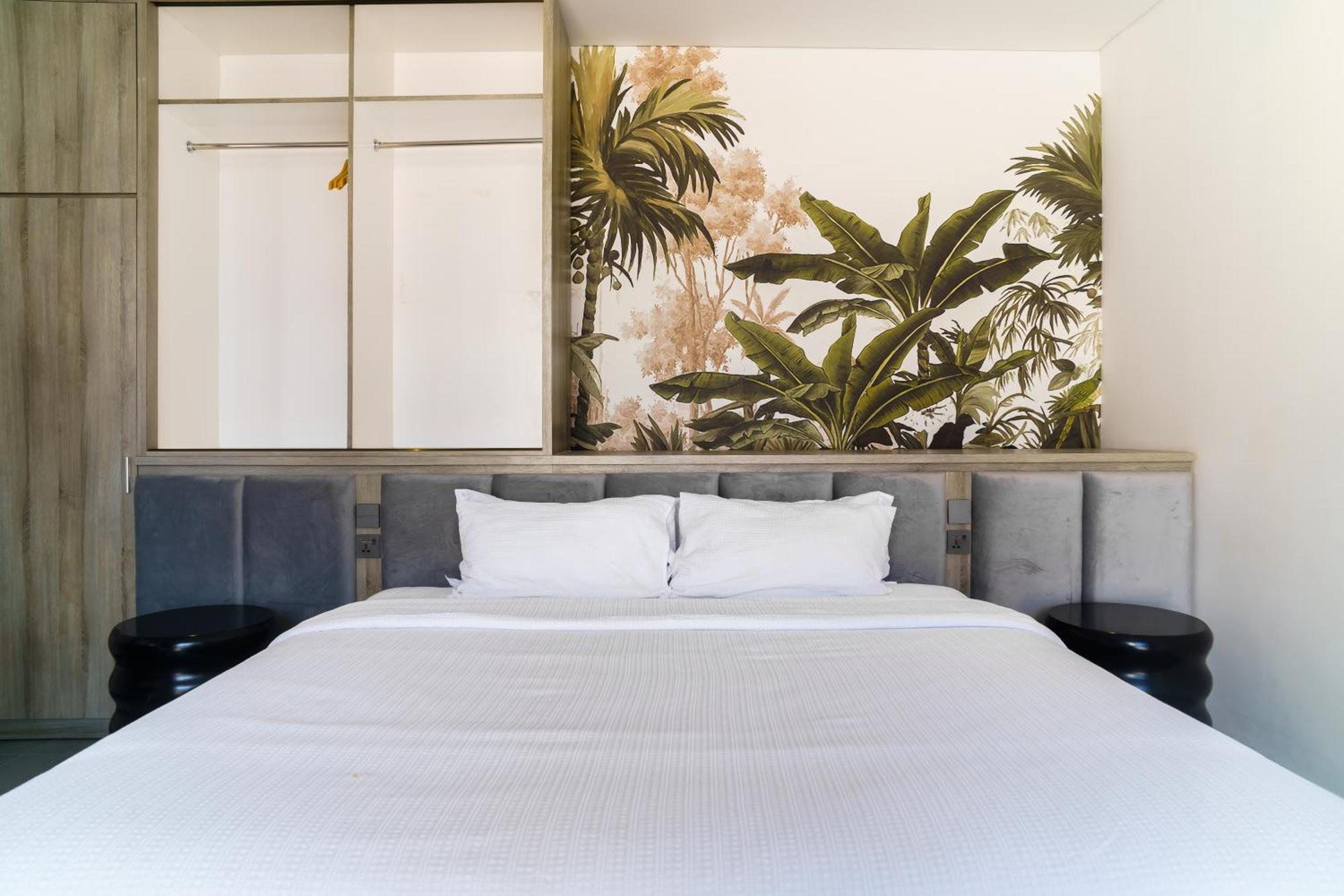 New 3 Bedroom With Rooftop * Seminyak (Bali)